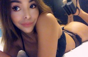Maelyn sex club and outcall escort